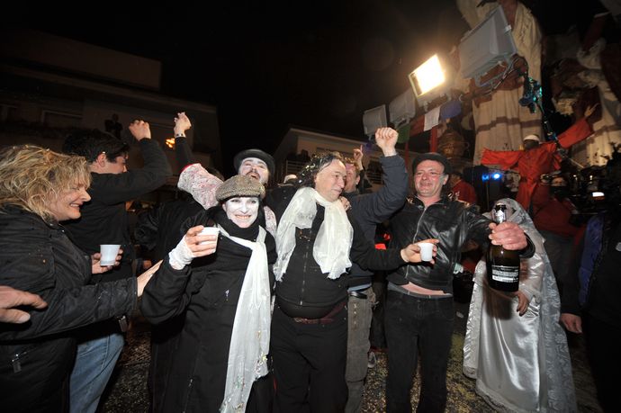 Ingrandisci la foto